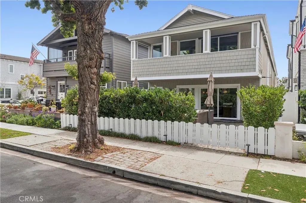 618 Acacia, Corona Del Mar