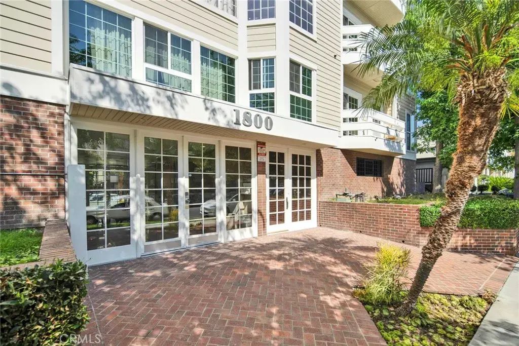 1800 Butler Avenue 104, Los Angeles