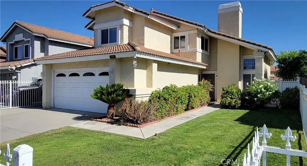 571 Orca, Perris