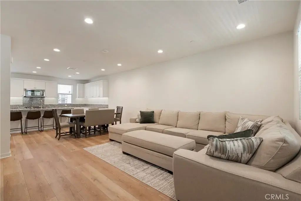 60 Sanctuary, Mission Viejo