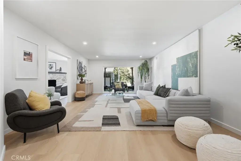 2116 Freeman, Santa Ana