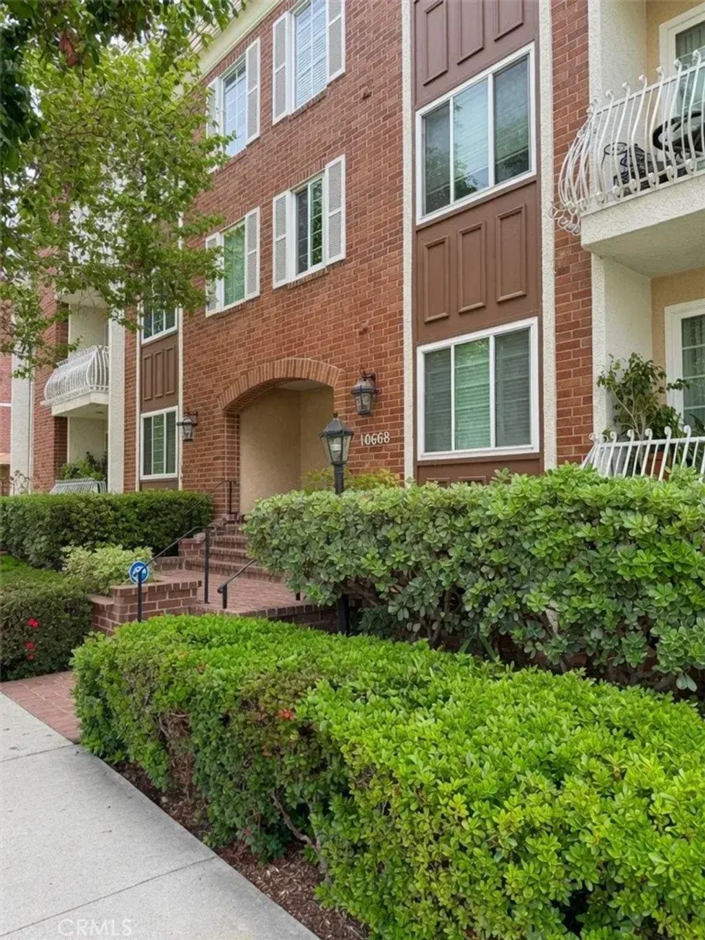 10668 Eastborne 203, Los Angeles