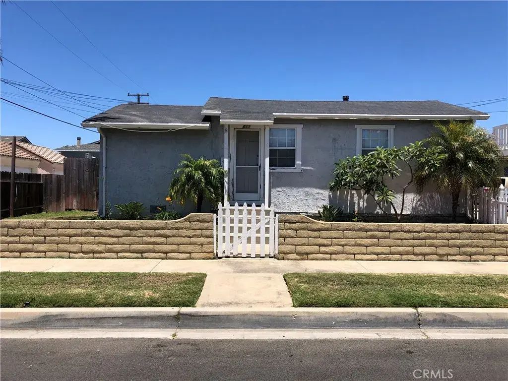 1011 Florida Street, Huntington Beach