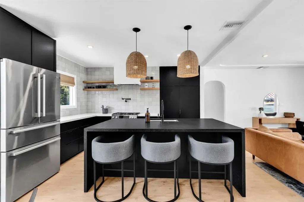 566 1st Avenue, Chula Vista