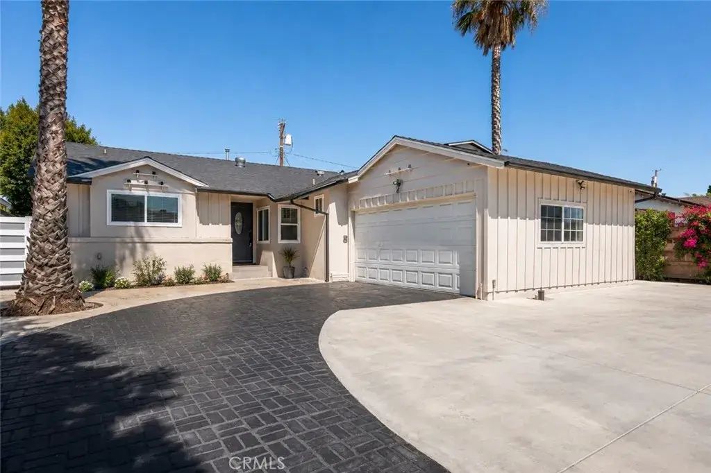 7100 Varna Avenue, North Hollywood
