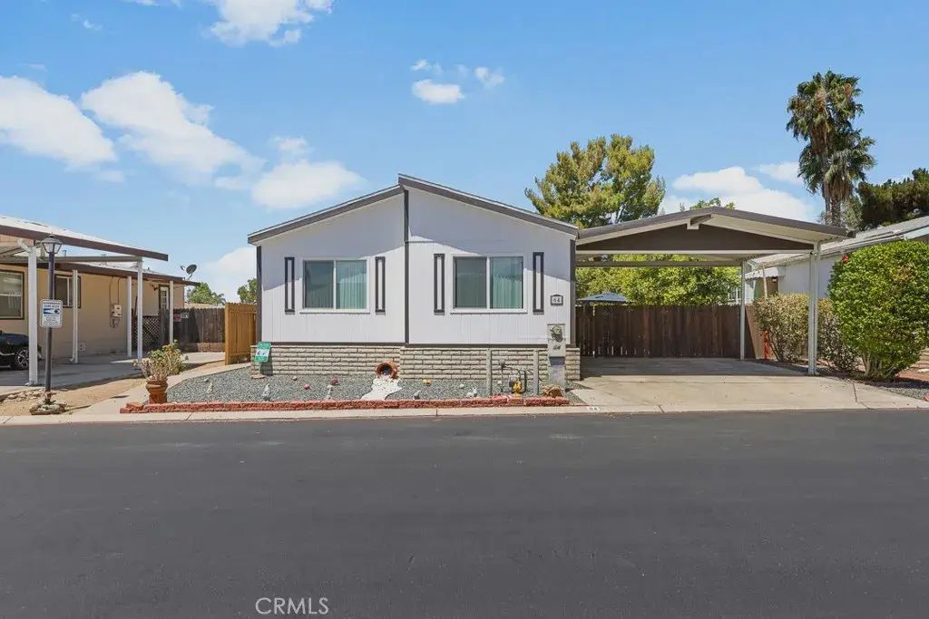 7717 Church 64, Highland