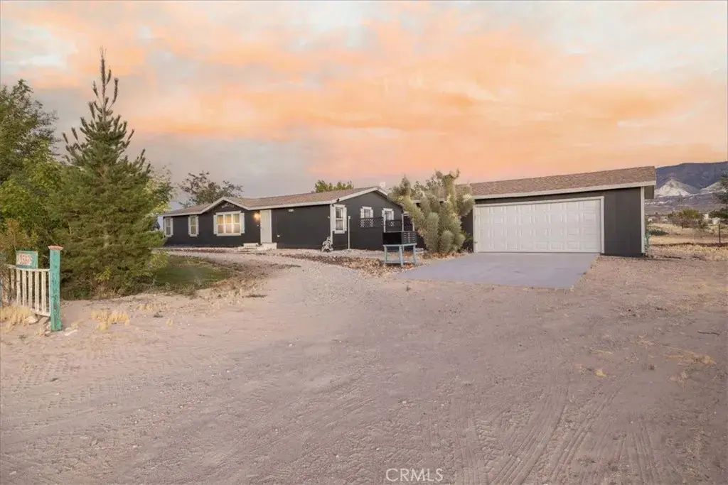 35875 El Dorado Street, Lucerne Valley
