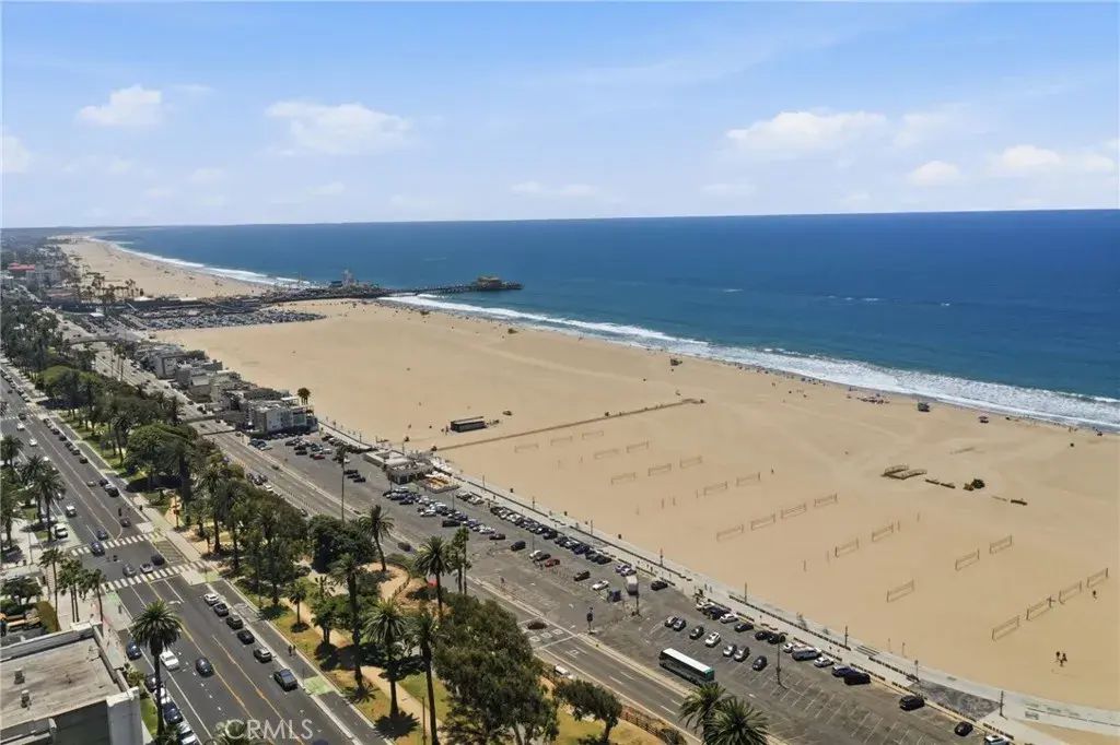 101 California 1104, Santa Monica