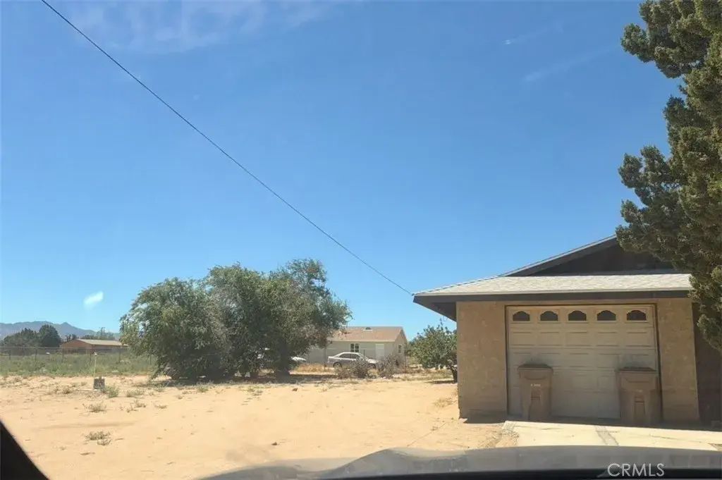 9387 8th Avenue, Hesperia