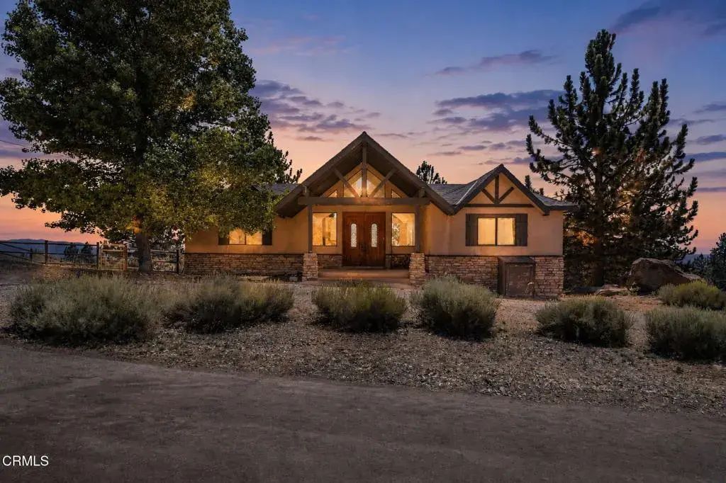 25620 High Rock Court, Tehachapi