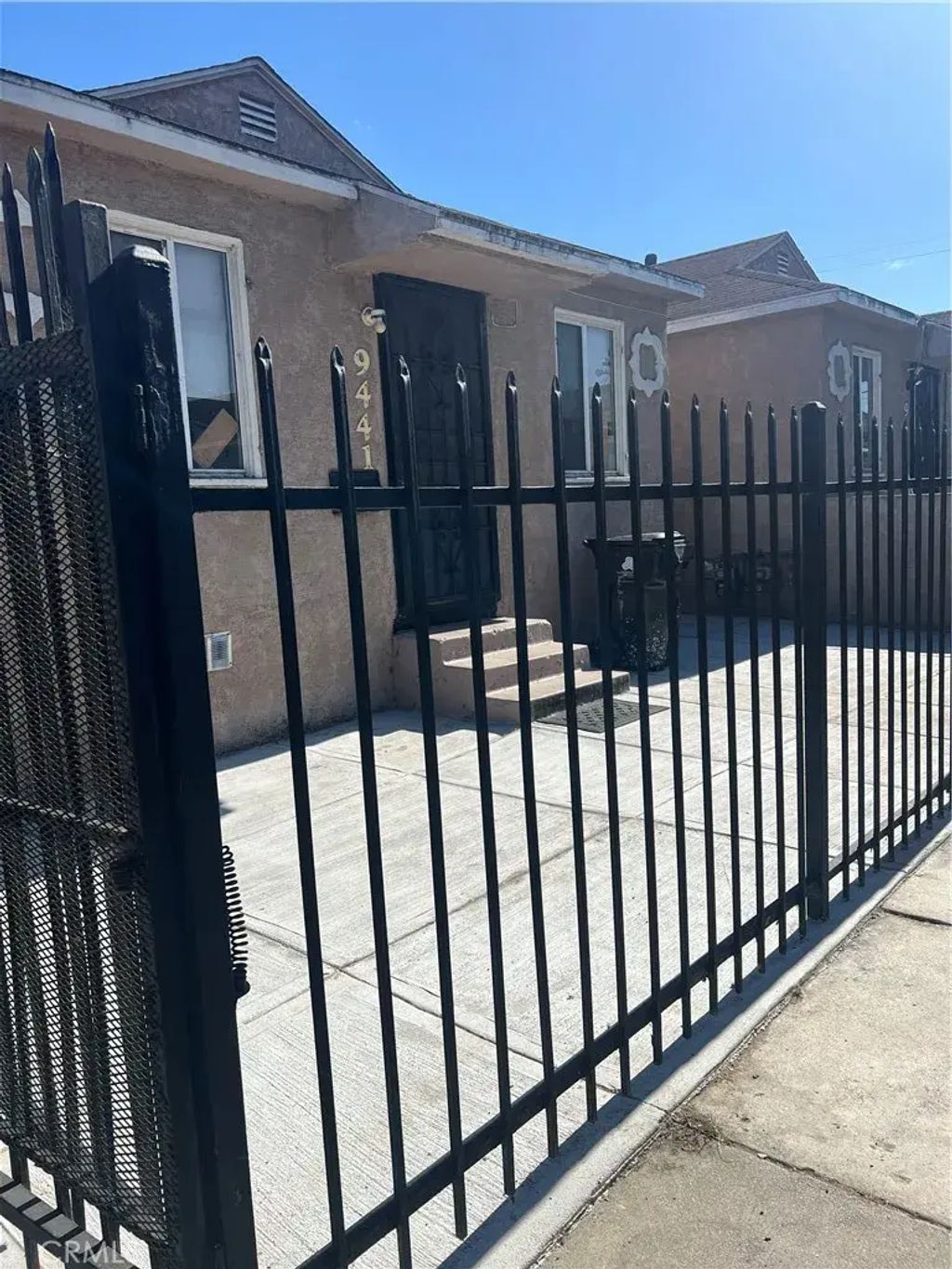 9435 S Western, Los Angeles