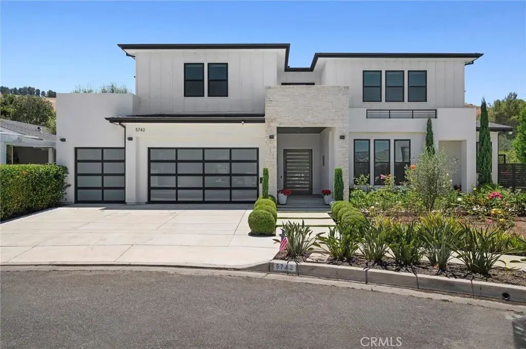 5742 Sierra Casa, Irvine
