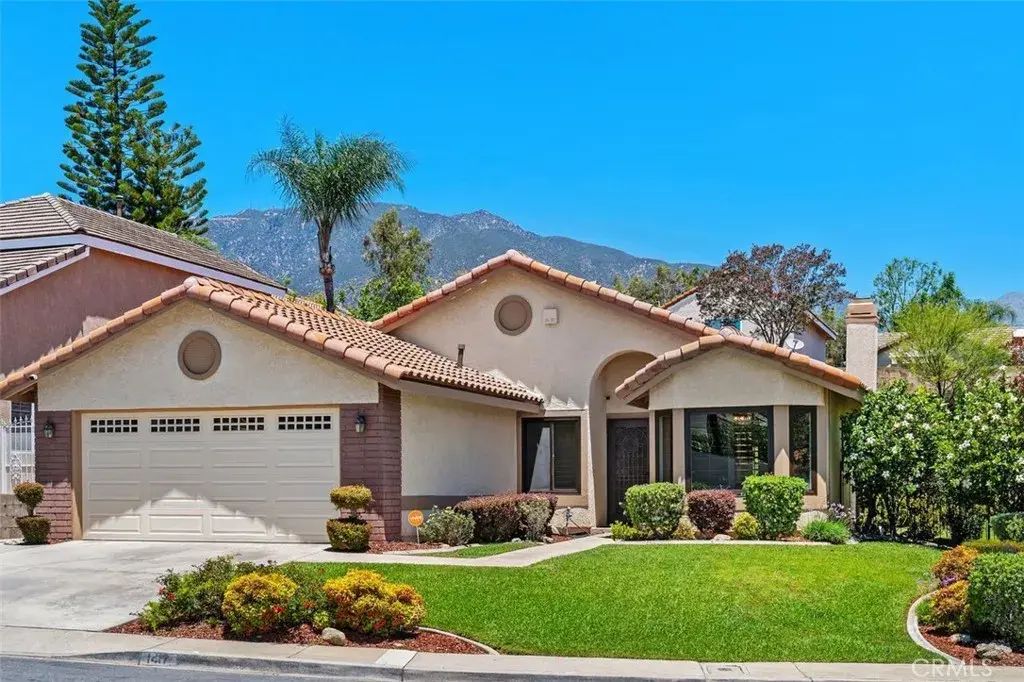 1417 Alyssum, Upland
