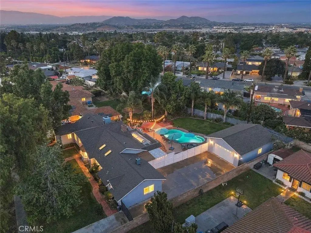1429 Garretson, Corona