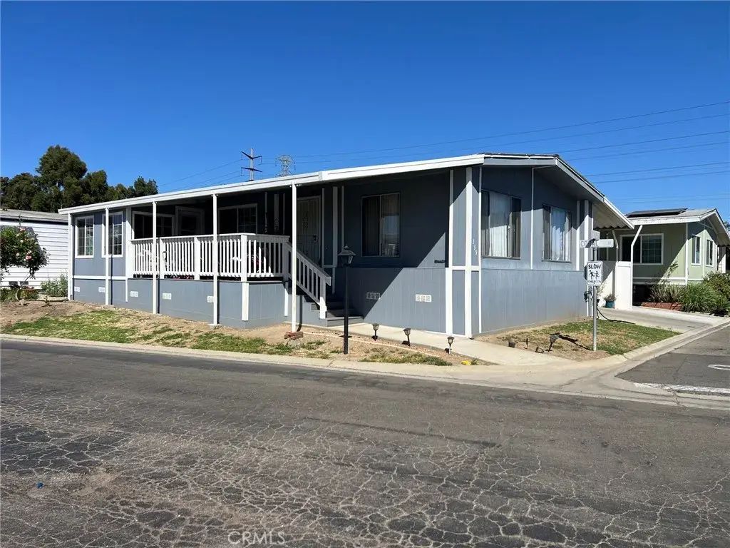 3595 Santa Fe 239, Long Beach
