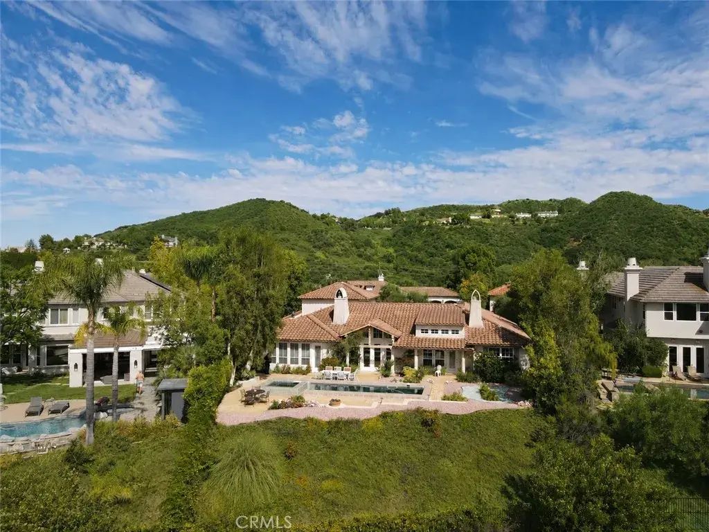 3315 Via Verde Court, Calabasas