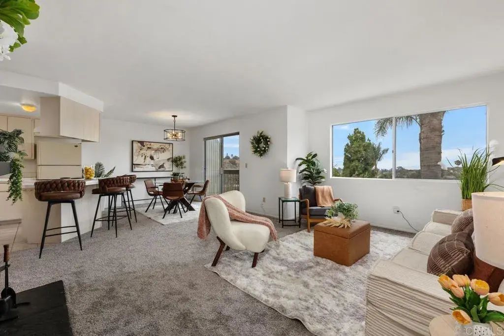 155 Rosebay Dr 2, Encinitas