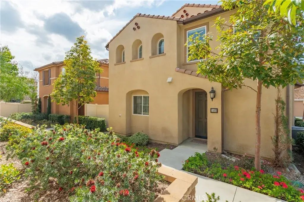 2492 Trojan Way, Upland