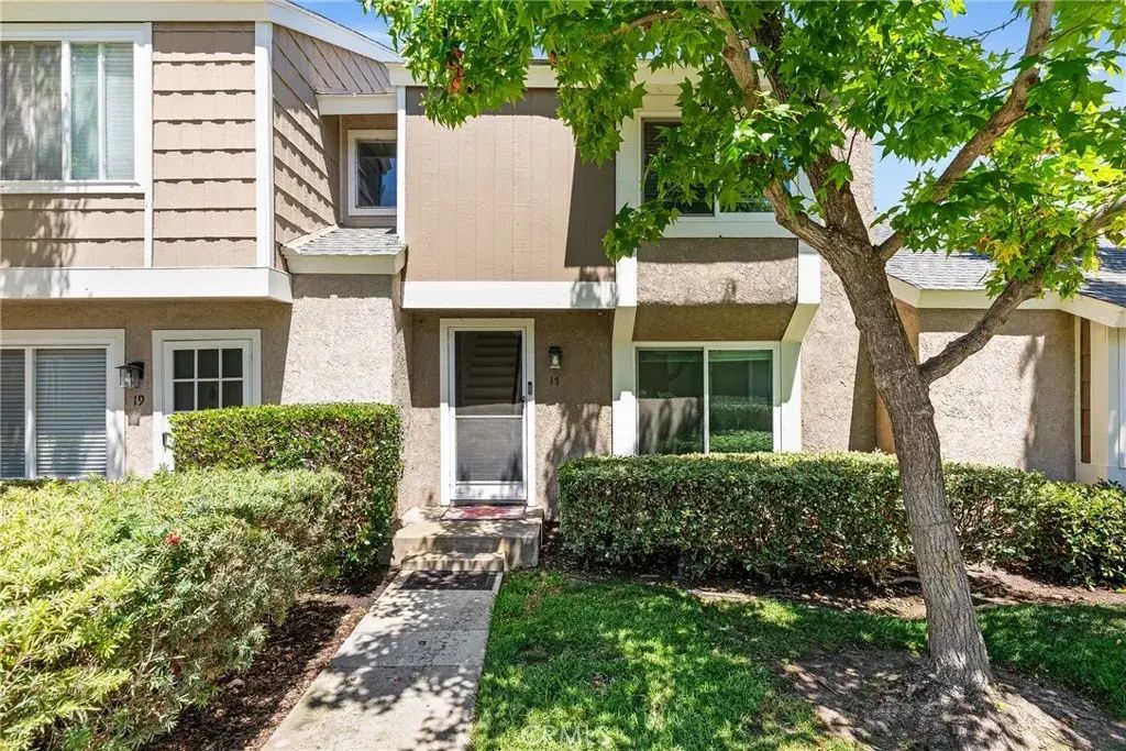 17 Hollowglen, Irvine