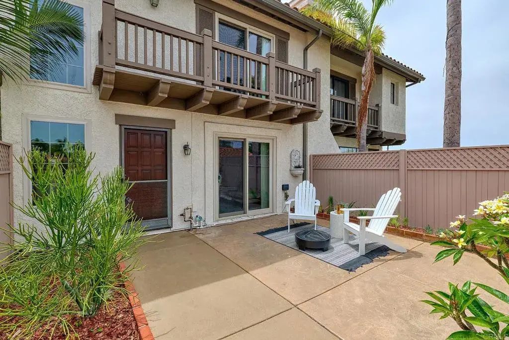 6926 Peach Tree Rd., Carlsbad
