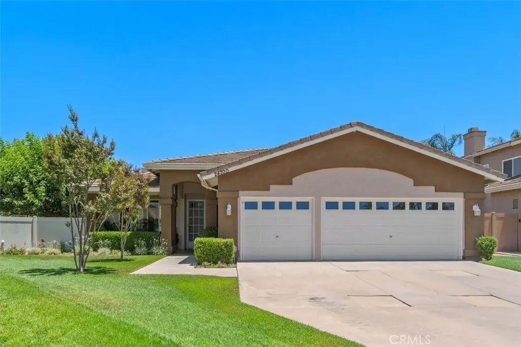 24700 Corte Gambino, Murrieta