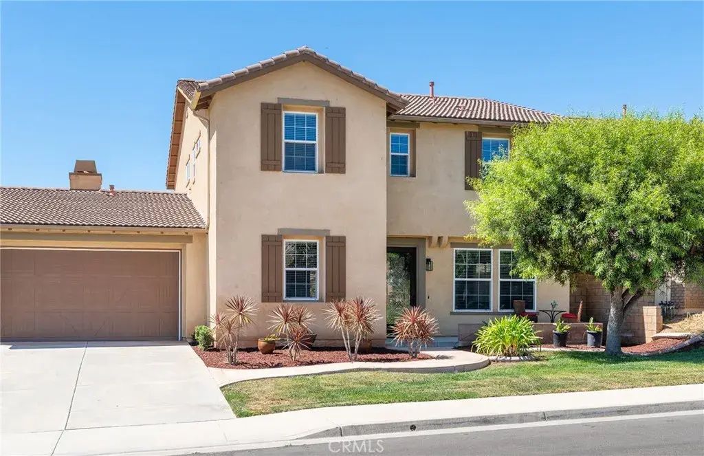 31801 Silk Vine, Winchester