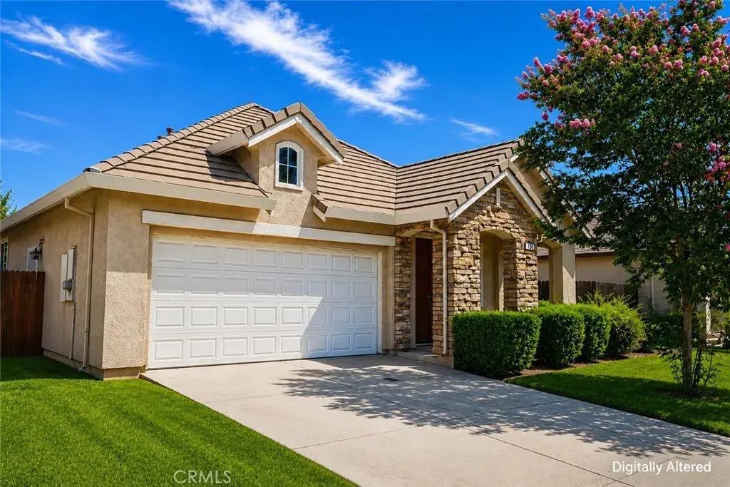 523 Beckman Way, Merced