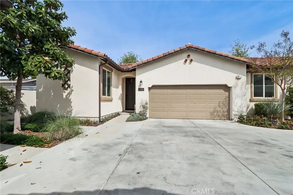 4700 E Washington Avenue, Orange