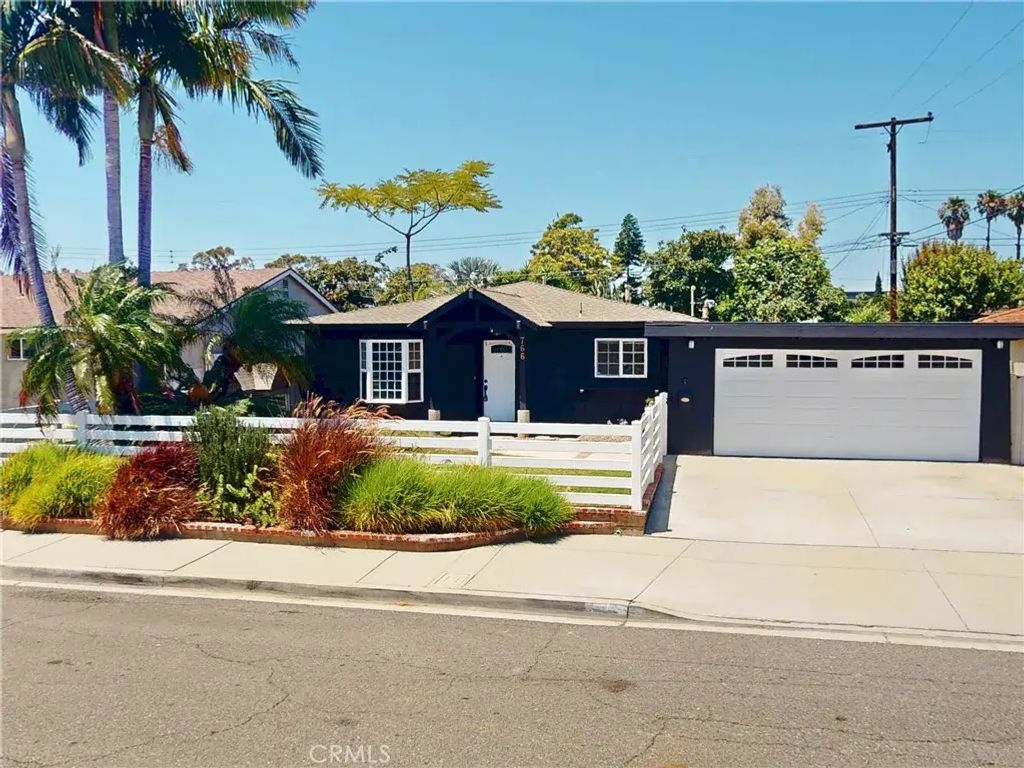766 Hudson, Costa Mesa
