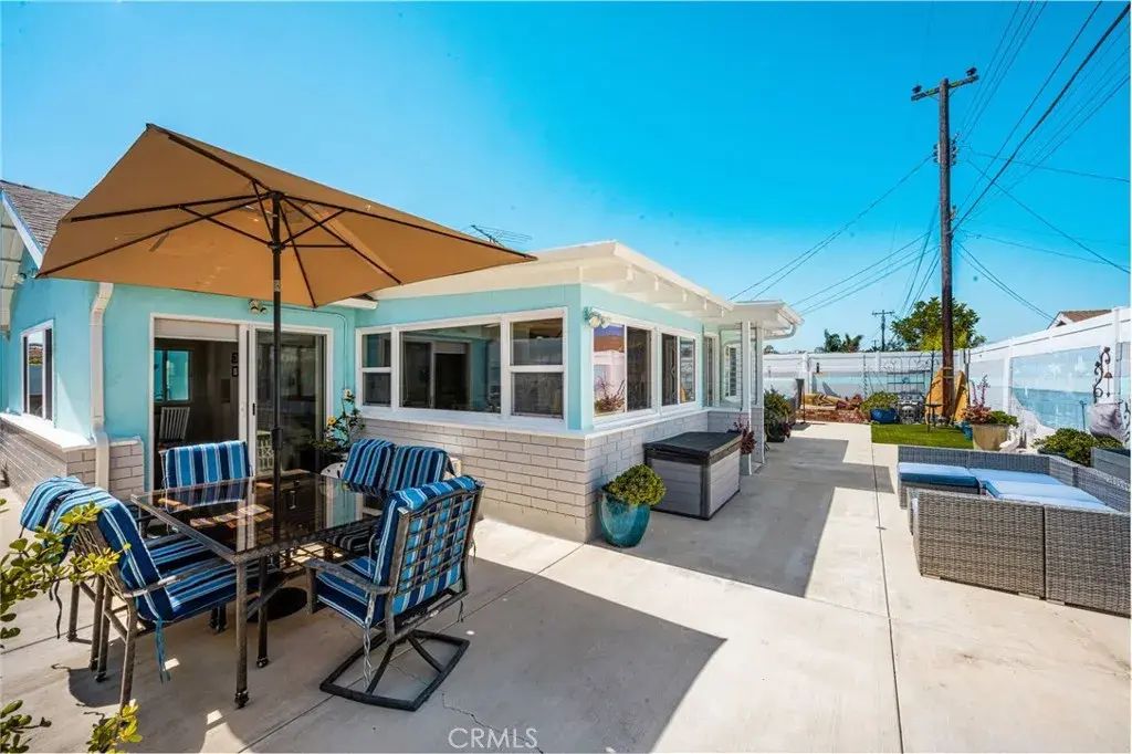 15732 Swan Lane, Huntington Beach
