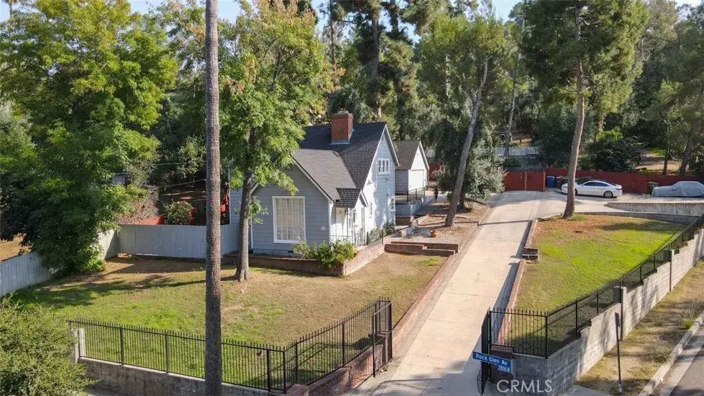 2856 Rock Glen Avenue, Los Angeles