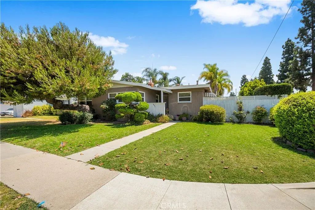 3402 Woodruff Avenue, Long Beach