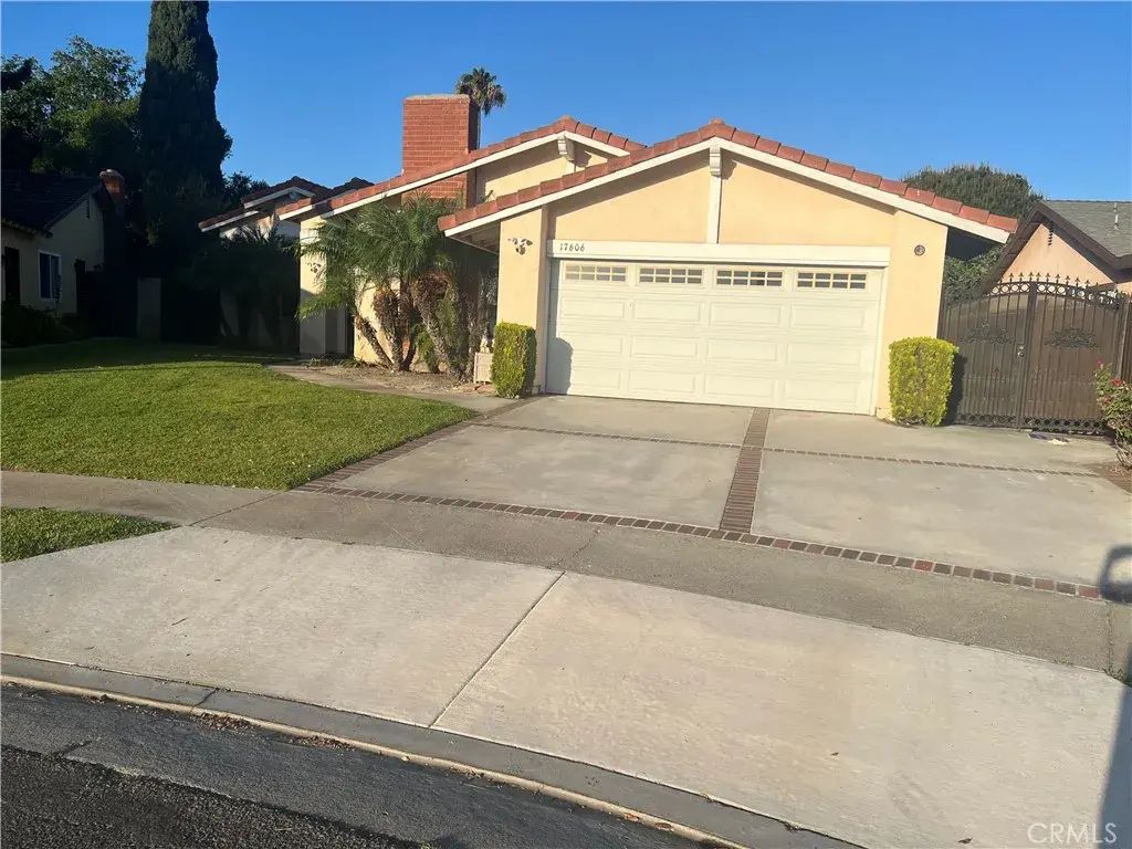 17606 Kensington, Cerritos