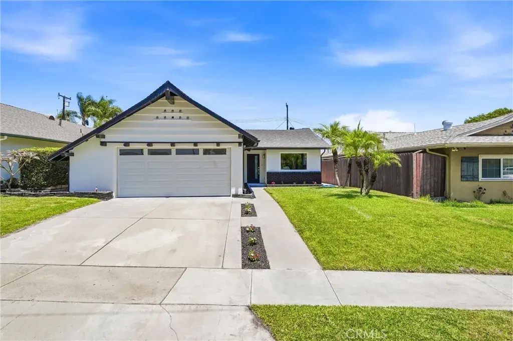 13027 Close, Whittier