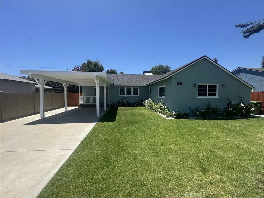 7245 Wish Avenue, Lake Balboa