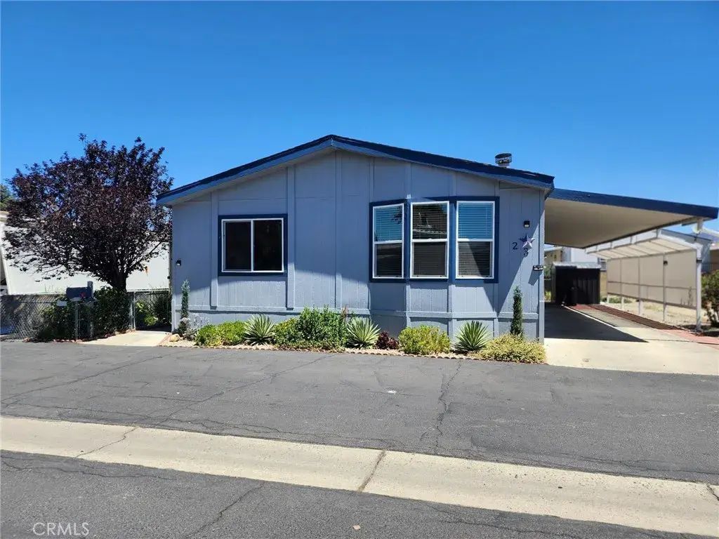 530 W Devonshire 23, Hemet