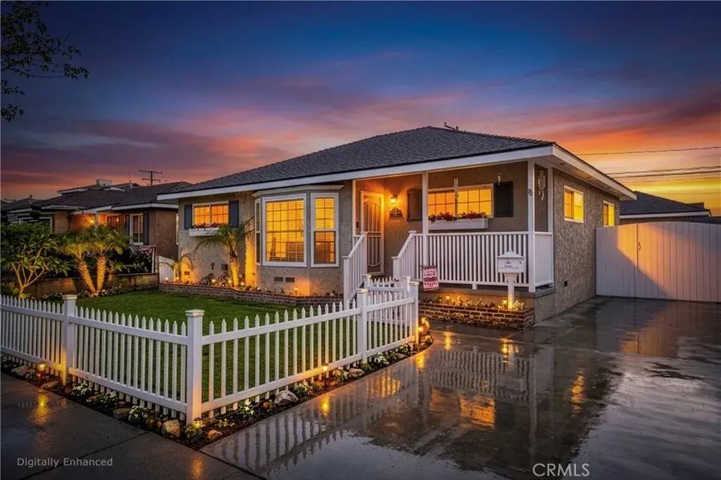 4647 Monogram, Lakewood