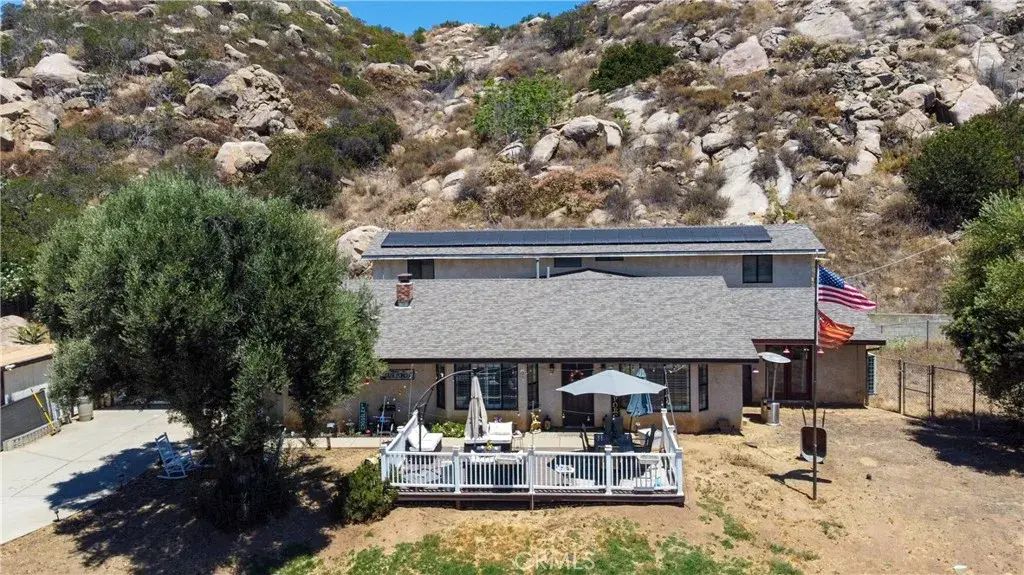 1529 Olive, Ramona