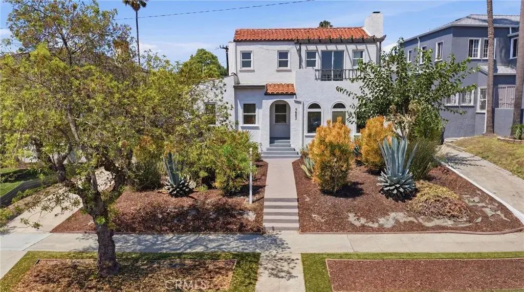 5005 Chesley, Los Angeles