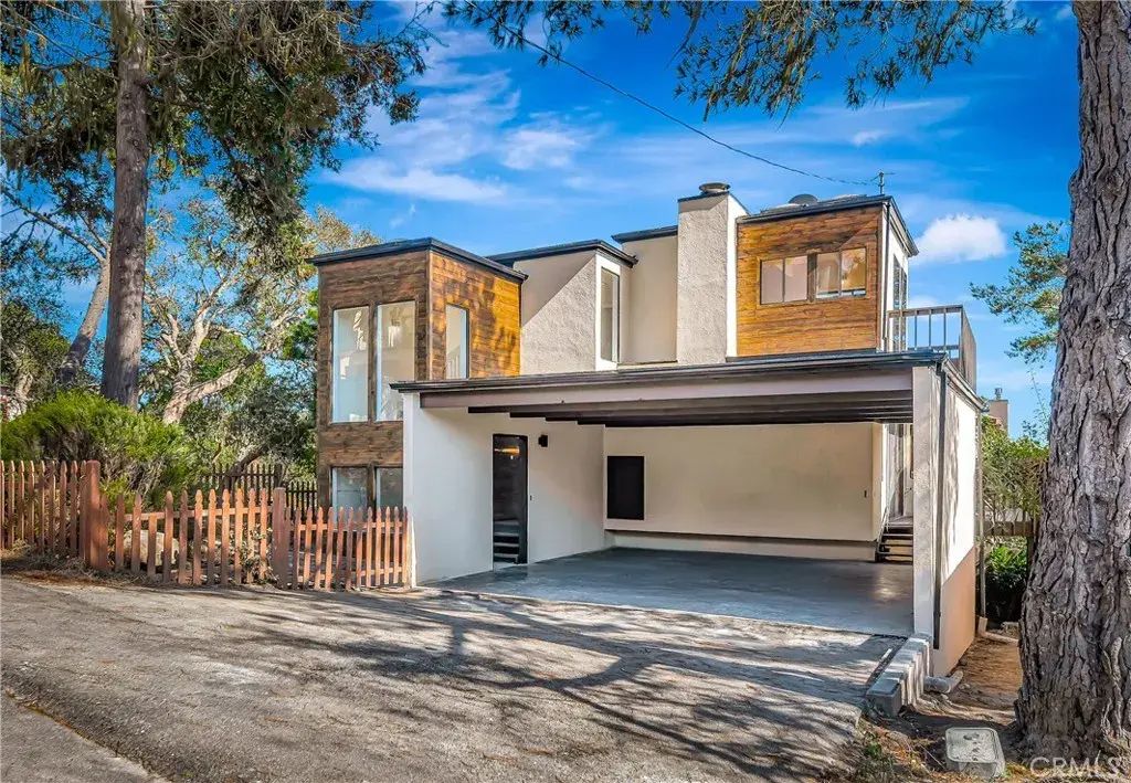 470 Wellington, Cambria