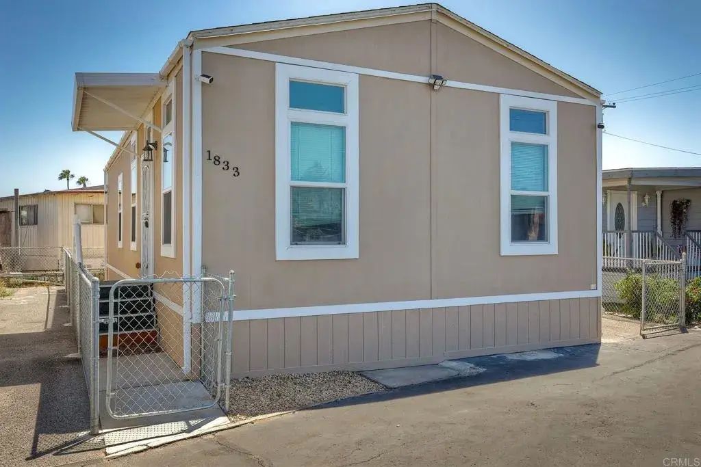 1833 Cindy St, 