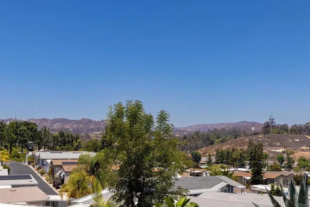 525 W El Norte Parkway 140, Escondido