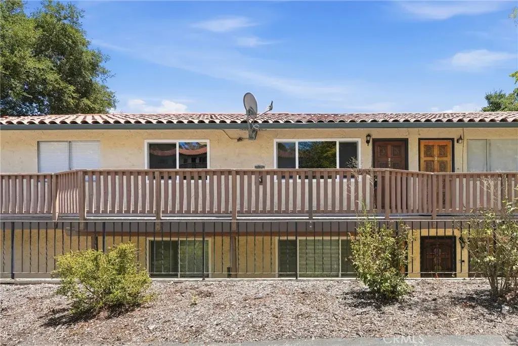 5580 Traffic Way 2, Atascadero