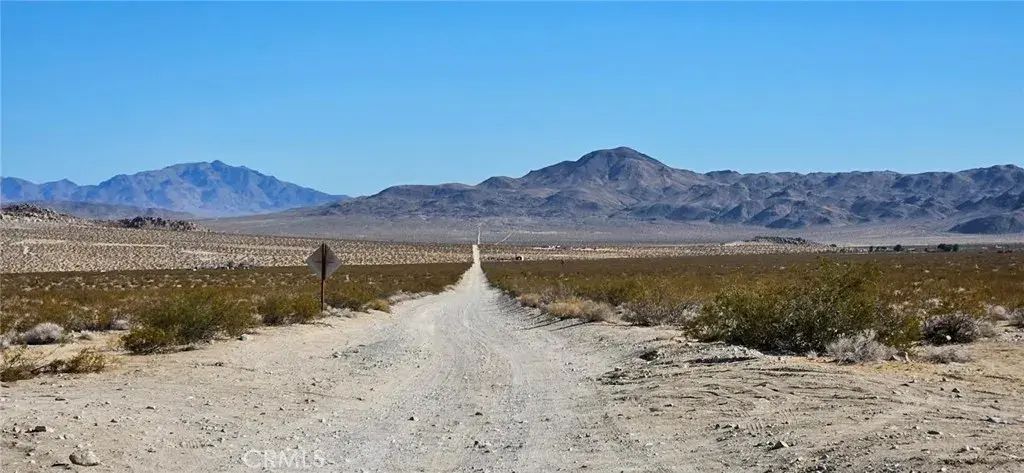 800 Green Rock Mine Rd. Near, Lucerne Valley