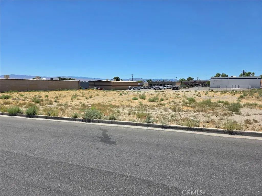 Anacapa, Victorville