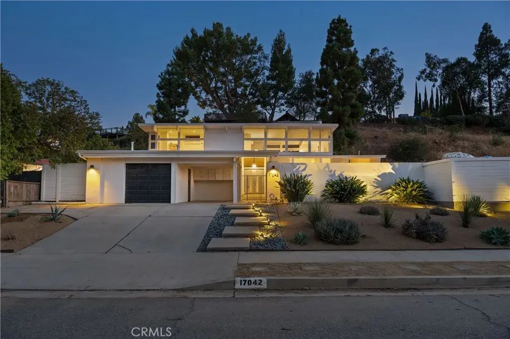 17042 Lisette, Granada Hills