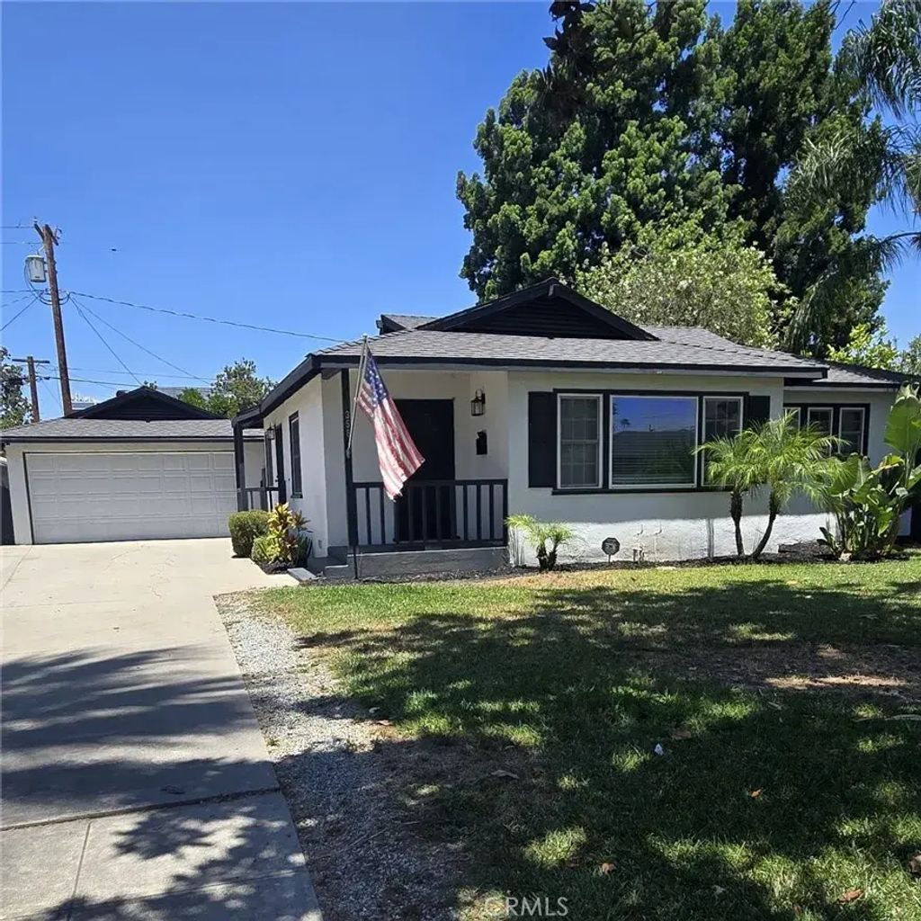 3585 Timothy, Riverside