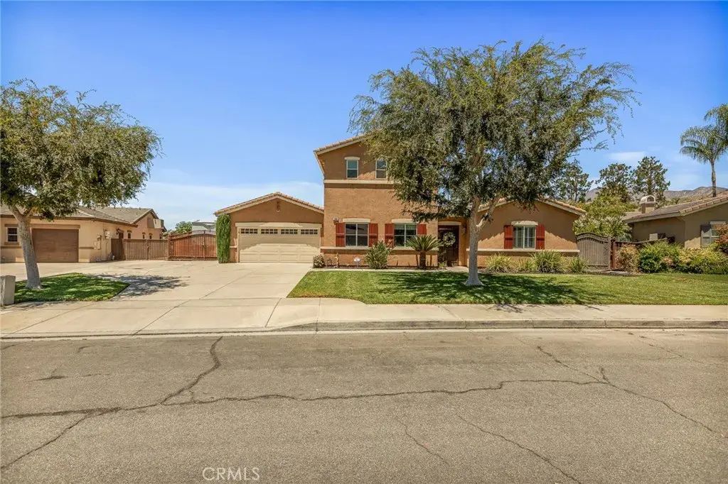 7902 Camino Cielo, Highland