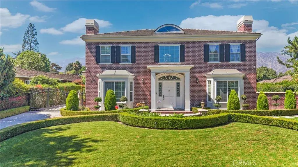 1117 Encanto Drive, Arcadia