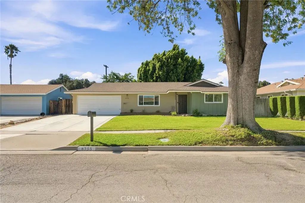 8755 Delano, Riverside